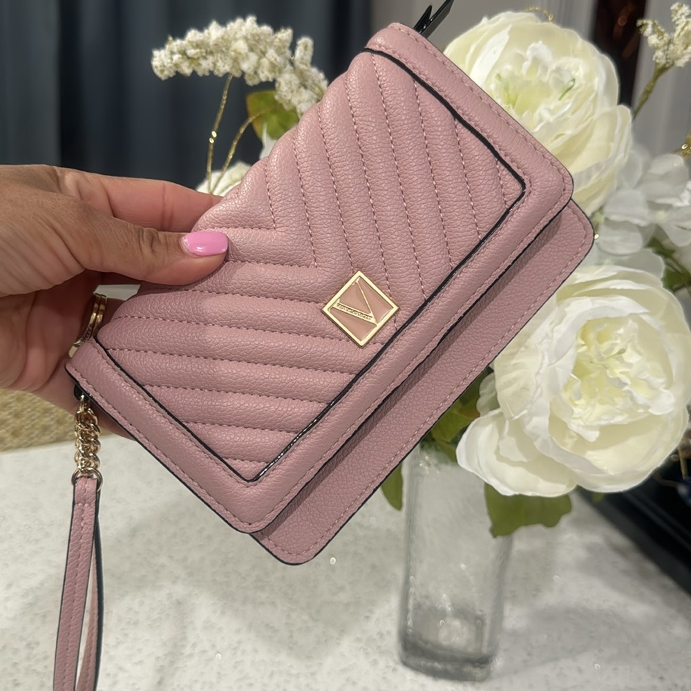 💕Victoria's Secret Leather Wristlet Wallets